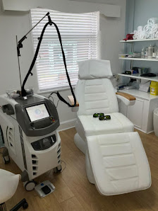 Cosmetology Clinic And Training