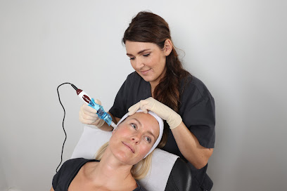 Cerys Daniel Nurse Led Aesthetics