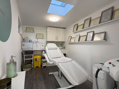 Emma Rose Advanced Aesthetics And Laser Clinic