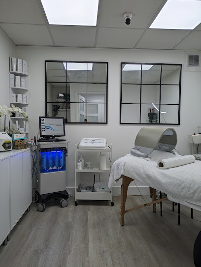 Skin And Glow Clinic