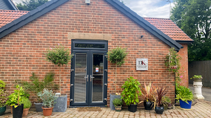 Dissanayake Dr H R M