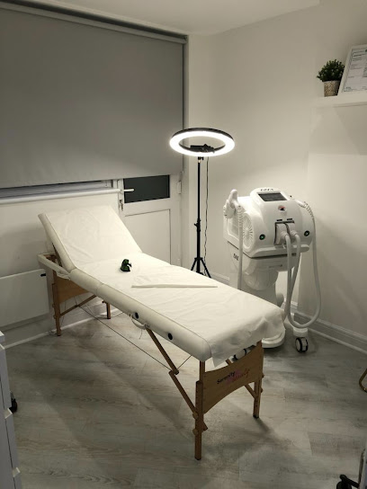 Appear Natural Aesthetics